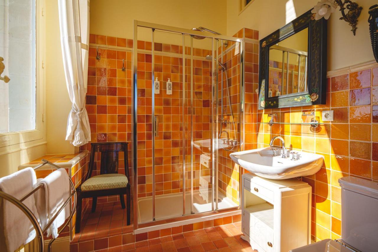 Chateau La Comtesse De Loire & Spa Saumur Bagian luar foto
