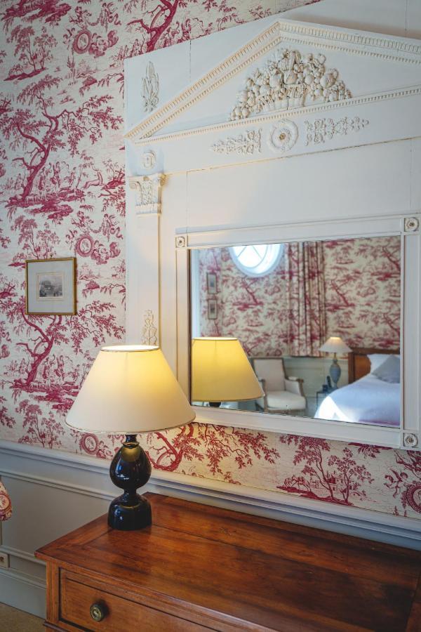 Chateau La Comtesse De Loire & Spa Saumur Bagian luar foto
